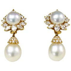 Van Cleef & Arpels Pearl Diamond 18 Karat Yellow Gold Earrings