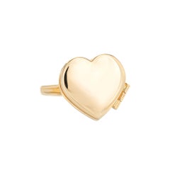 Picture Locket Ring 14k Yellow Gold Heart Secret Compartment Opens Jewelry