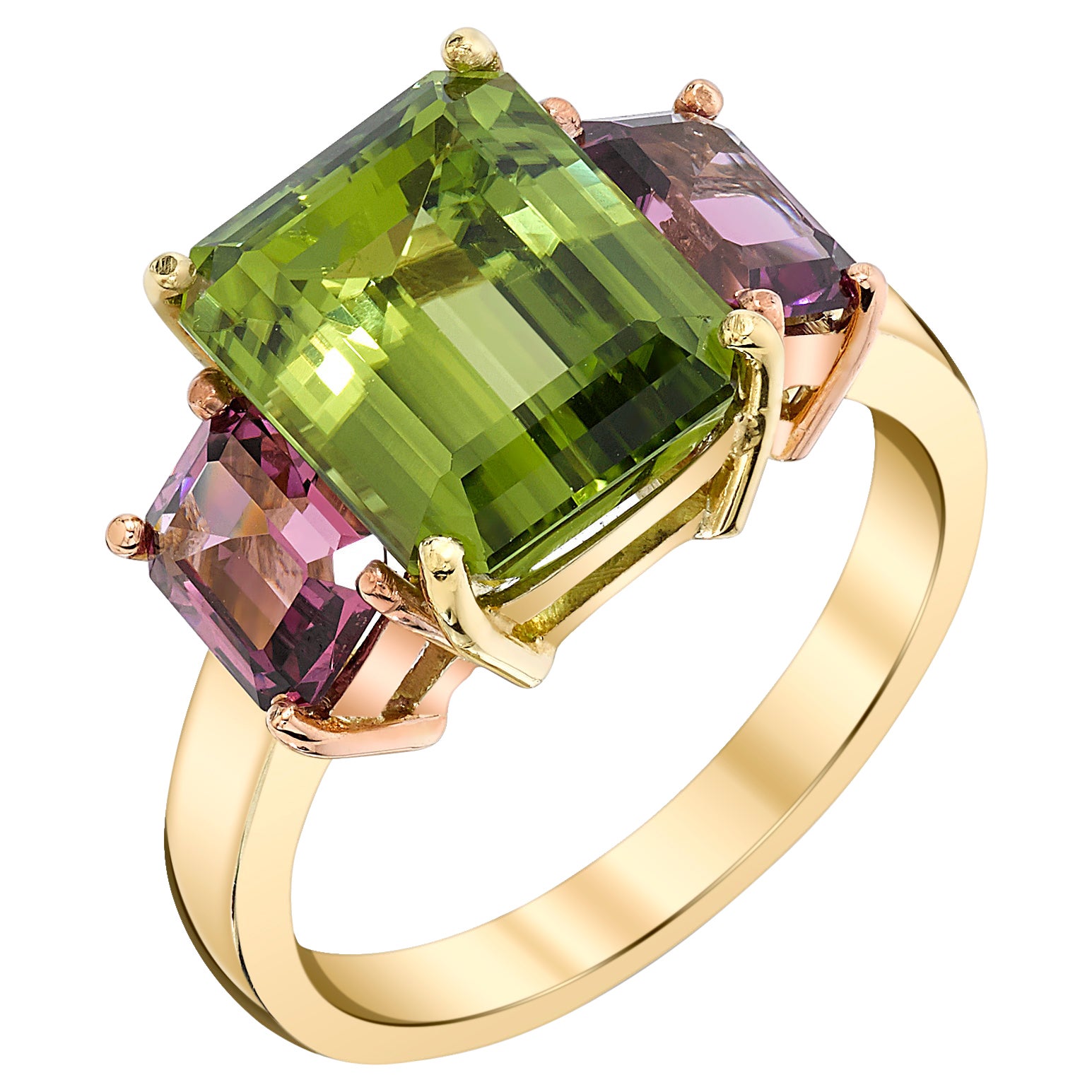 5.49 Carat Peridot and Rhodolite Garnet Three-Stone Ring in Yellow and Rose Gold For Sale