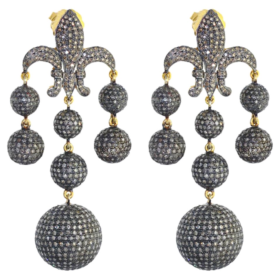 Boucles d'oreilles chandelier boules multiformes en or jaune 14 carats et argent avec diamants pavés