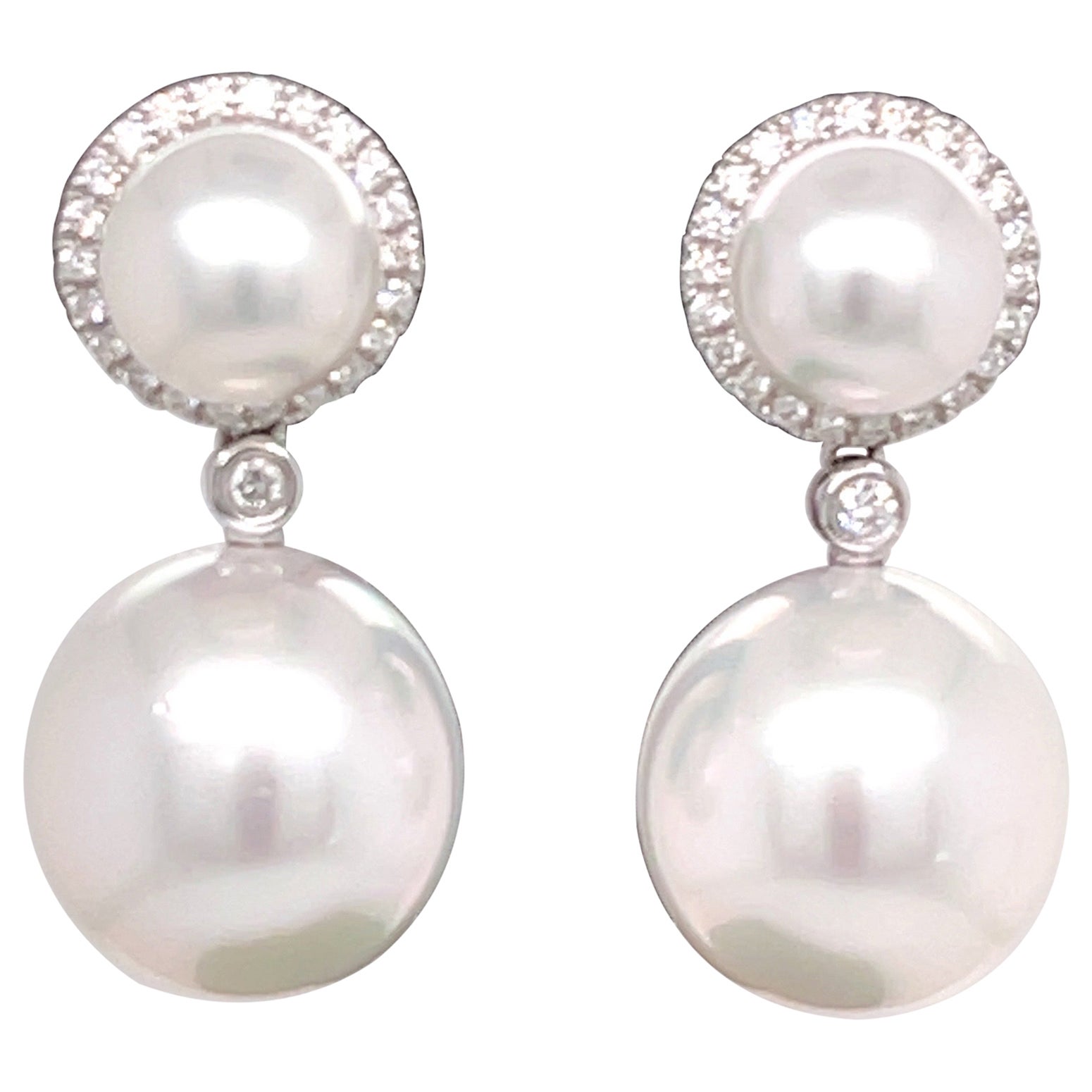 South Sea Pearls and Diamonds Drop Dangle Earrings For Sale