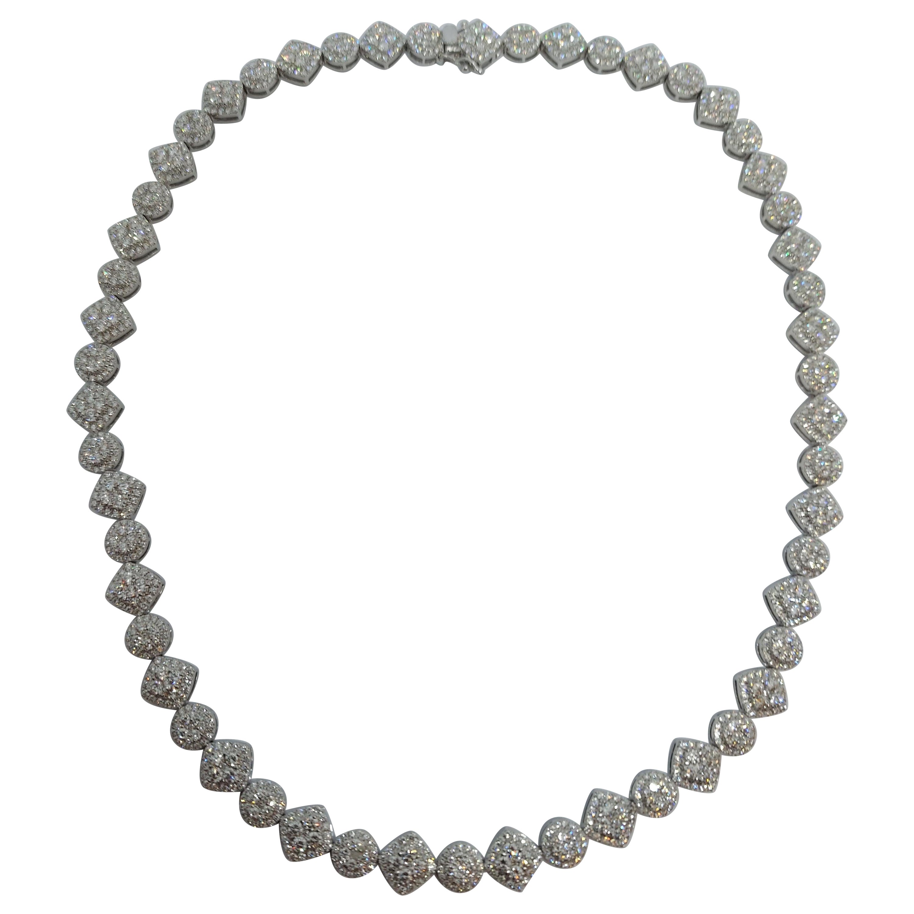 18kt White Gold 13.48ct Diamond Tennis Necklace