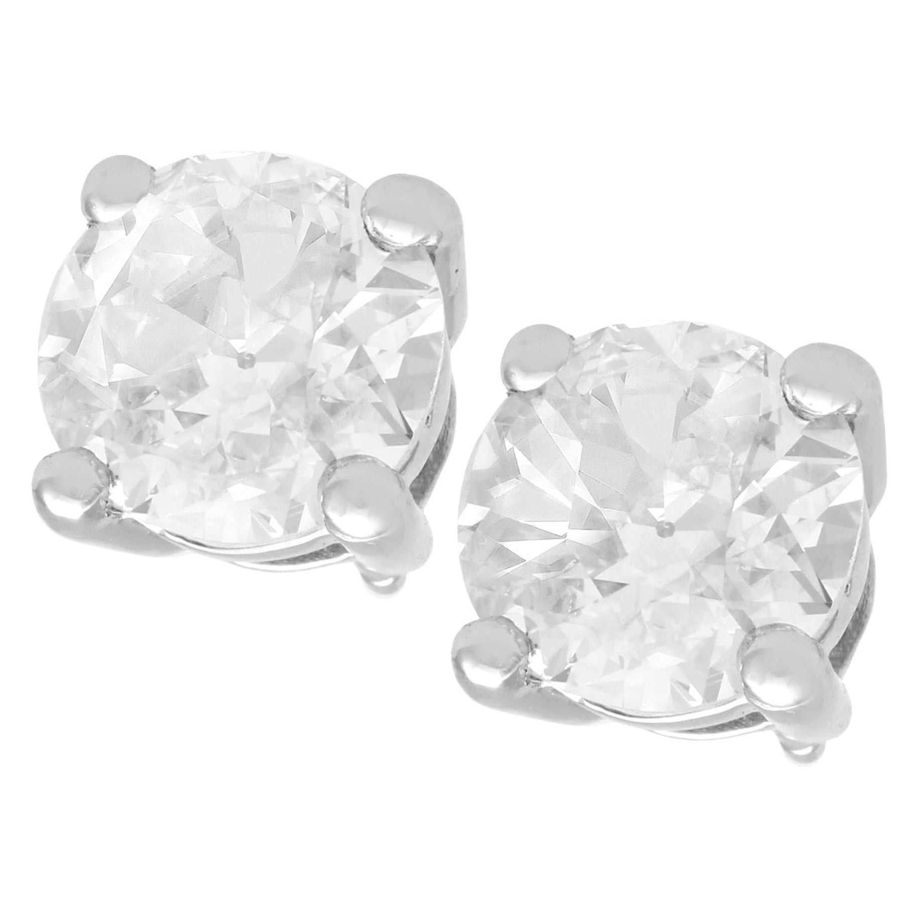 2.91 Carat Diamond 18k White Gold Stud Earrings