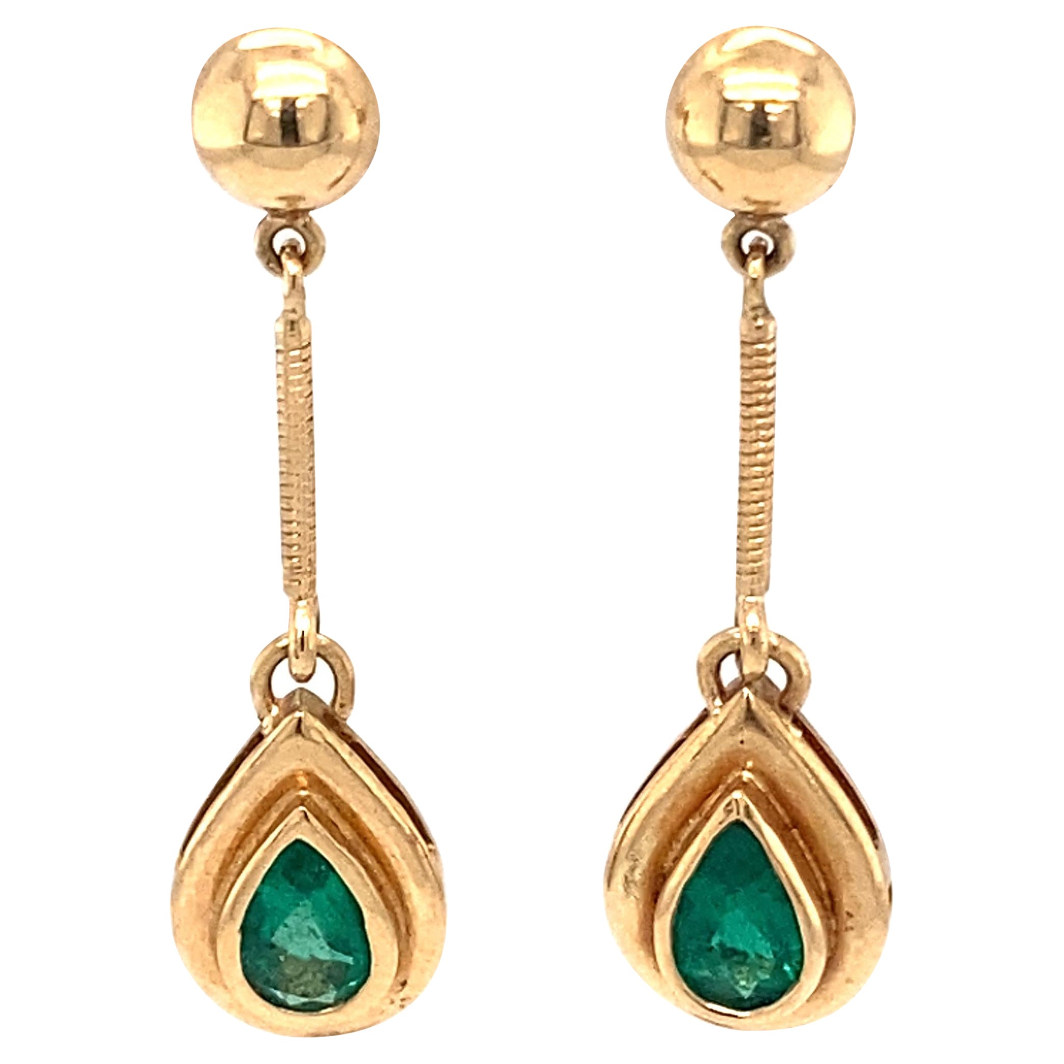 2 Carat Emerald Drop Earrings in 18 Karat Yellow Gold For Sale