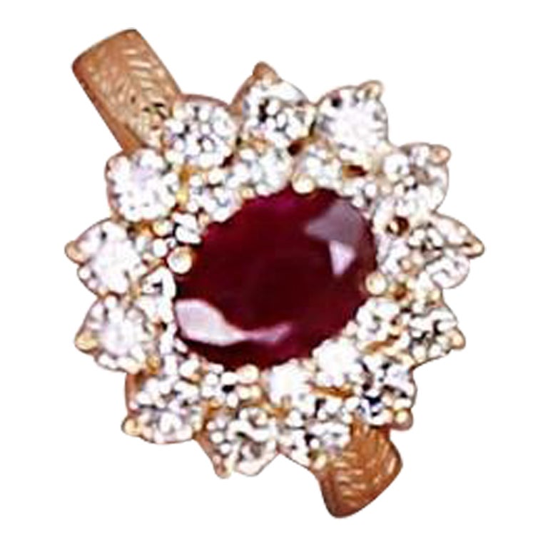 3.16 Carat Natural Ruby and Diamond 18 Karat Yellow Gold Ring For Sale