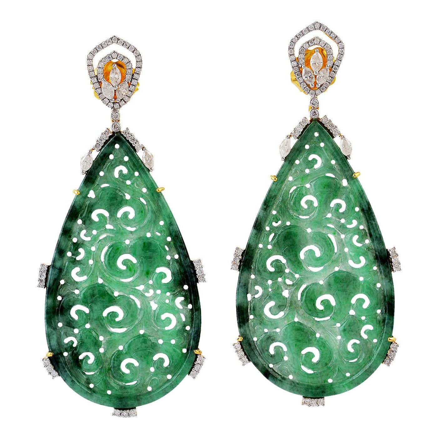 Pear Shaped Carved Jade Dangle Earring with Diamonds Made in 18k Yellow Gold For Sale