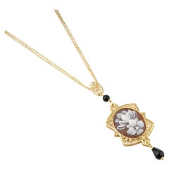 18 Carat Gold Plated 925 Sterling Silver with Sea Shell Cameo Necklace