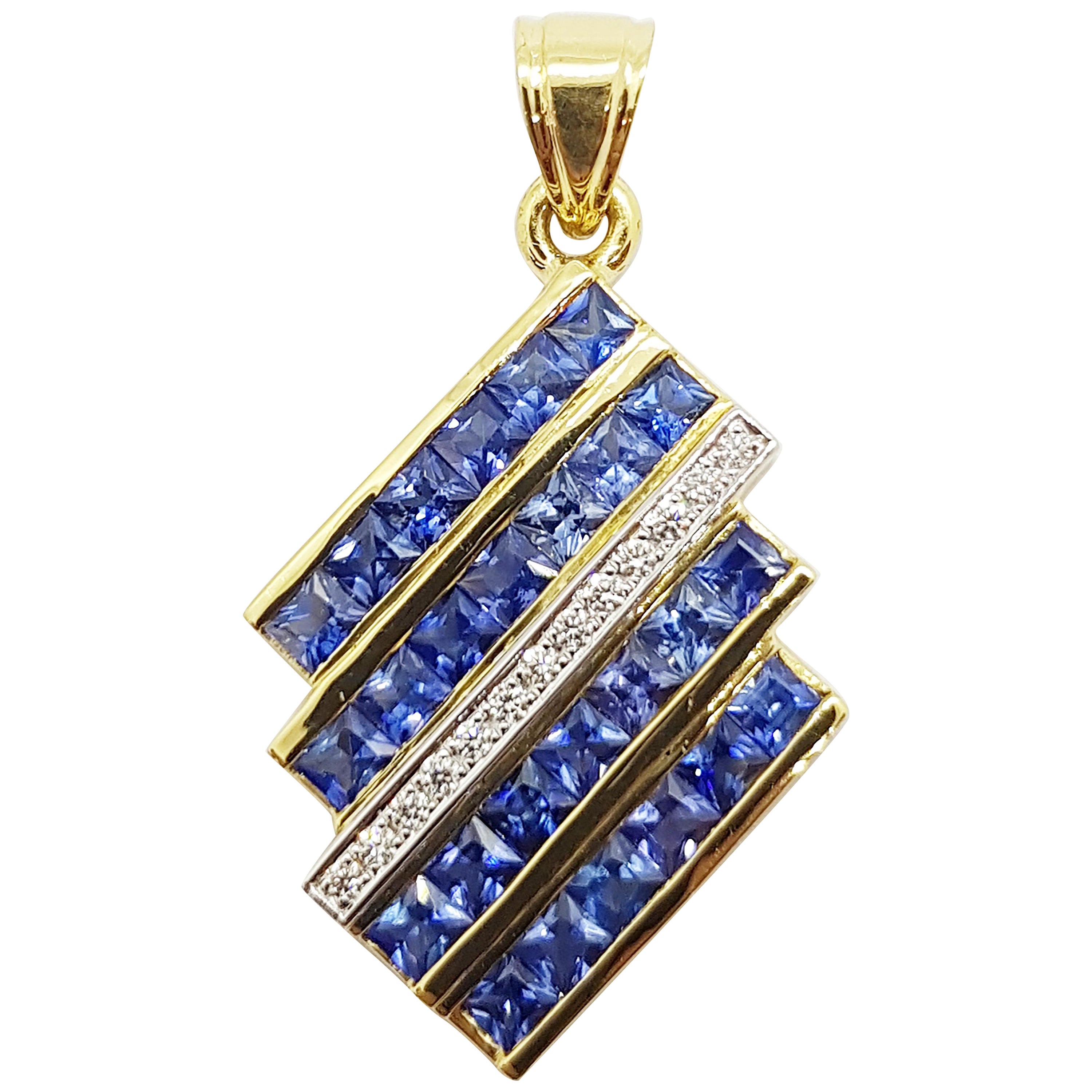 Blue Sapphire with Diamond Pendant Set in 18 Karat Gold Settings For Sale