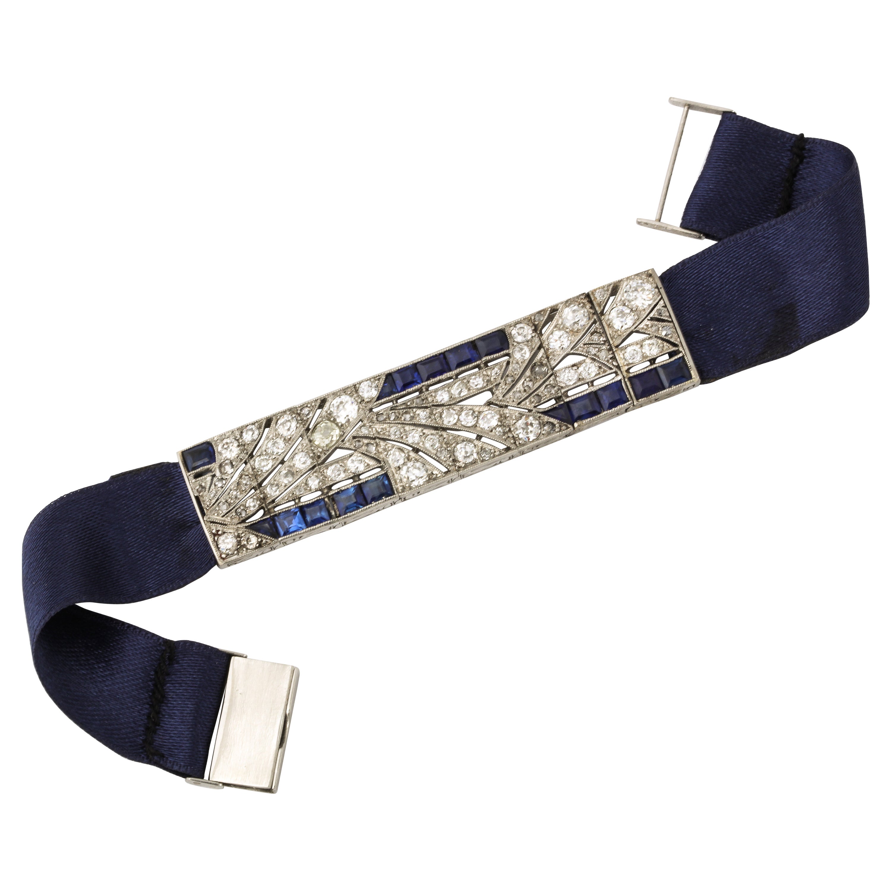 Art Deco Square Cut Sapphire with Diamonds Platinum Elegant Ribbon Bracelet For Sale