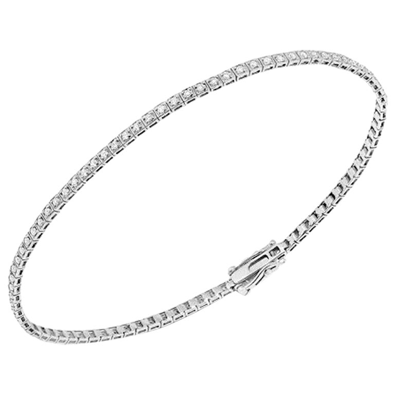 Young and Stylish Diamond Tennis Bracelet 14k White Gold For Sale
