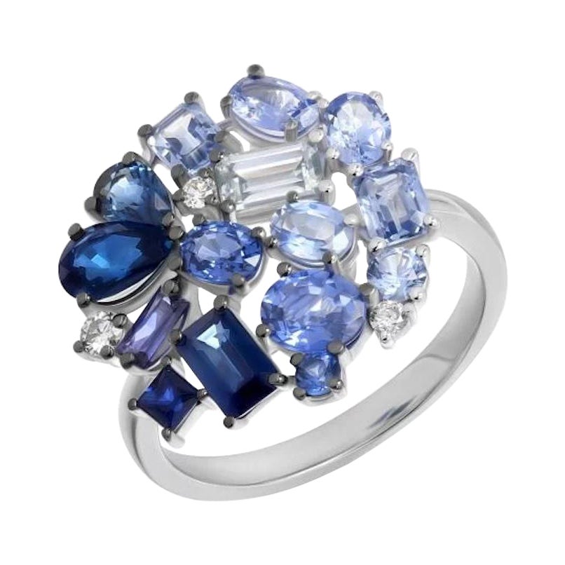 Italian Breathtaking Blue Sapphire Diamonds White Gold Ring for Her