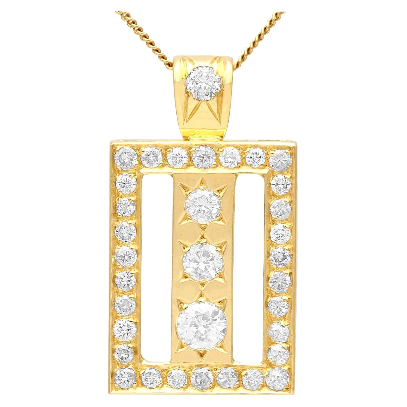 2.50 Carat Diamond and Yellow Gold Pendant For Sale
