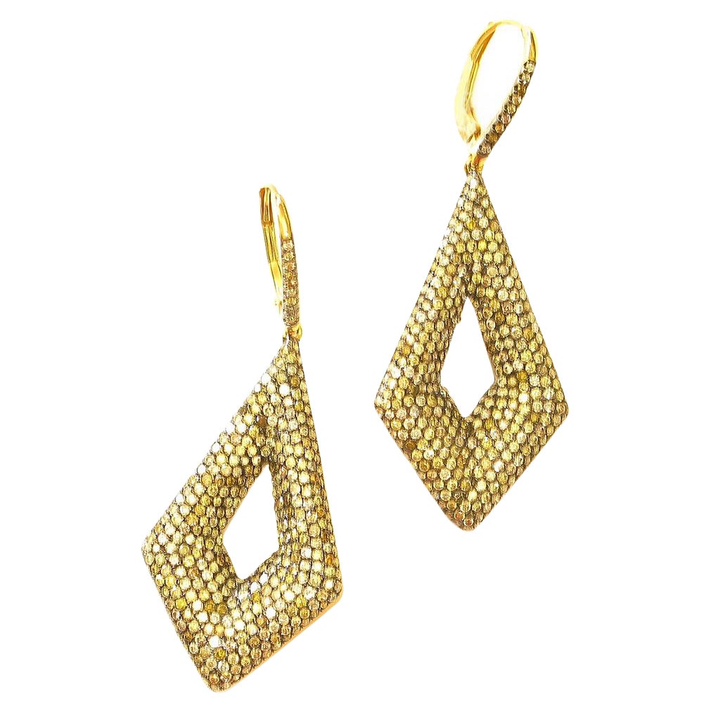 Boucles d'oreilles pendantes en or et argent 18 carats avec pavés de diamants fantaisie en forme de marquise