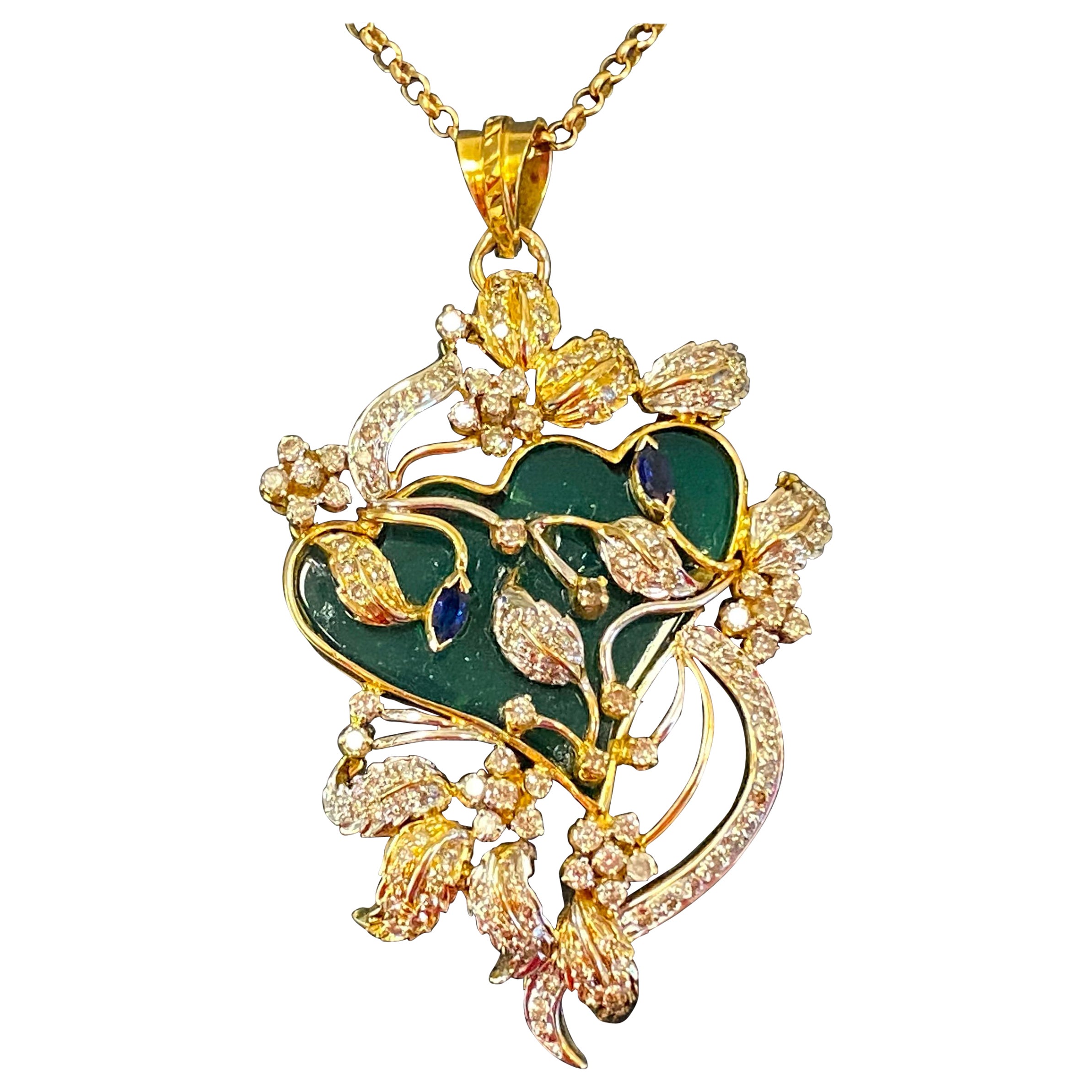 18 KT Yellow Gold Diamond and Green Onyx Pendant Necklace For Sale