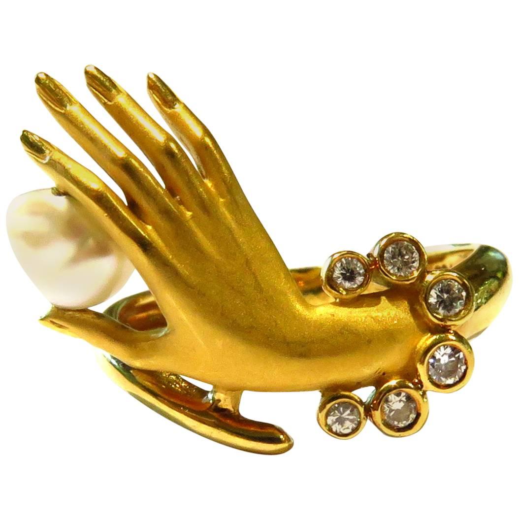 Carrera y Carrera Gold Diamond Hand Ring Delicate