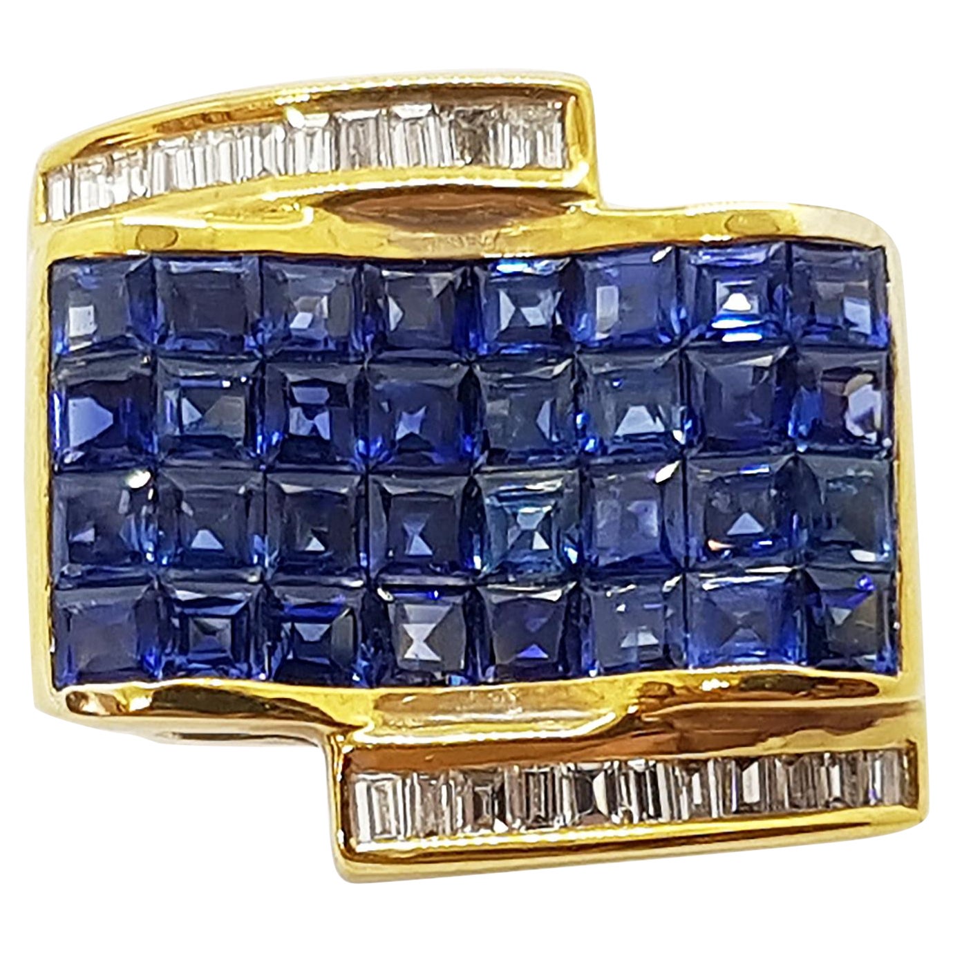 Blauer Saphir mit Diamantring aus 18 Karat Gold in Fassungen