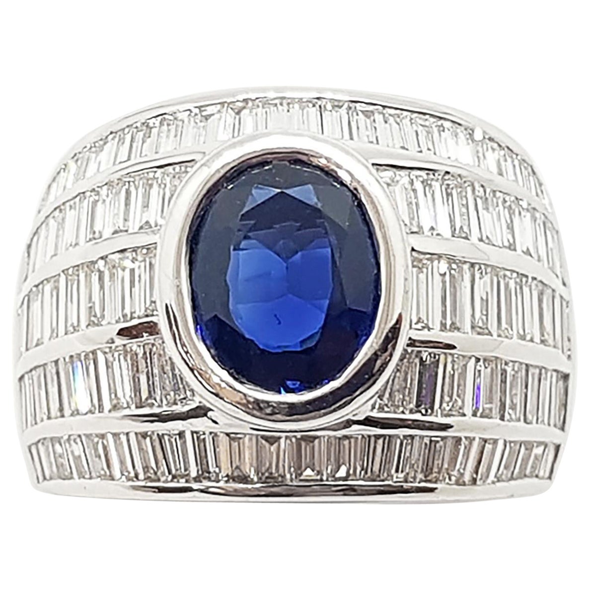 Blauer Saphir mit Diamantring aus 18 Karat Weißgold in Fassungen im Angebot