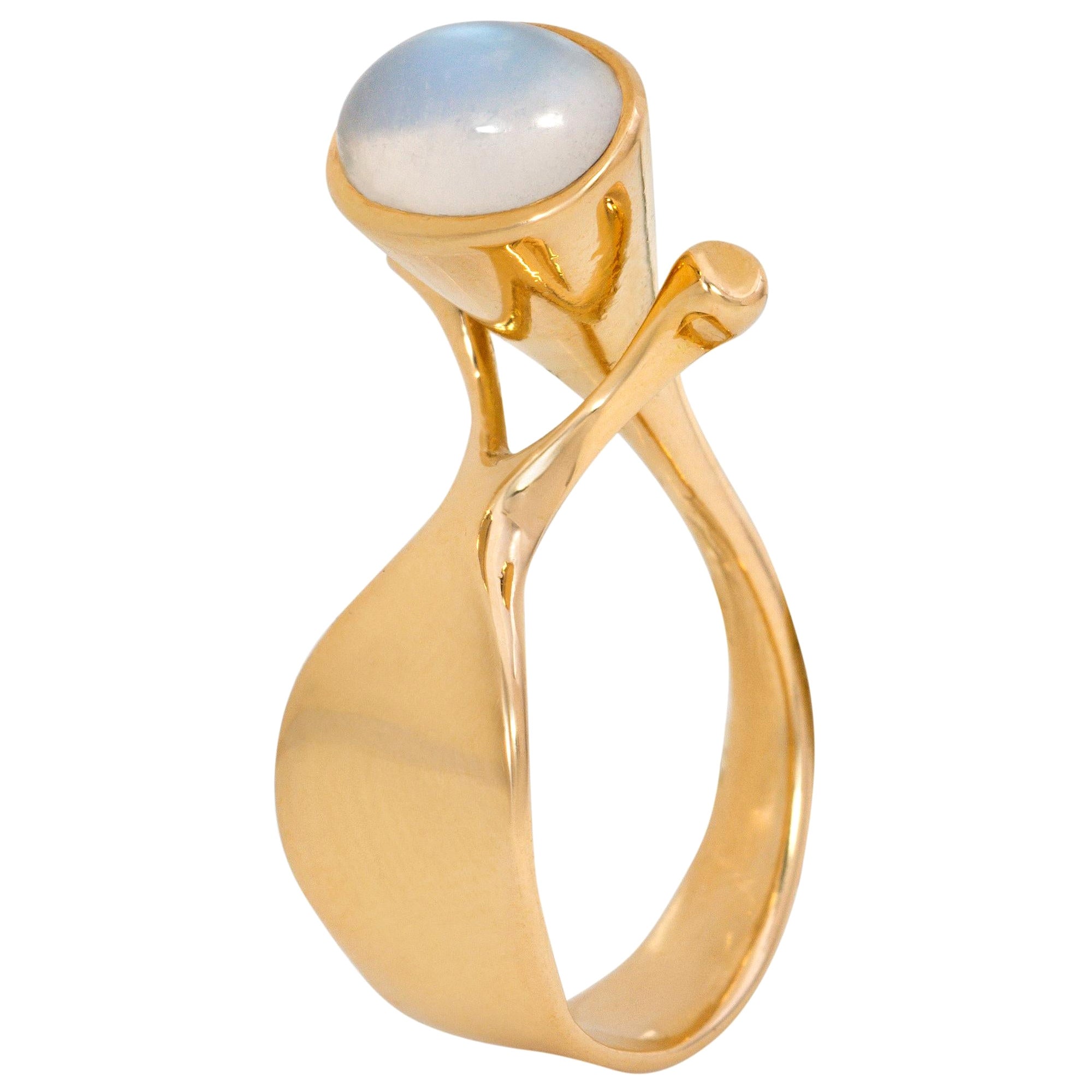 Vivianna Torun pour Georg Jensen Bague en or et pierre de lune en vente