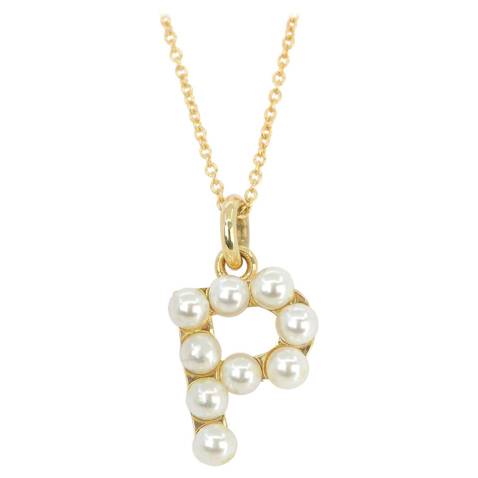 14K Gold and Pearl Initial Letter Q Necklace For Sale at 1stDibs