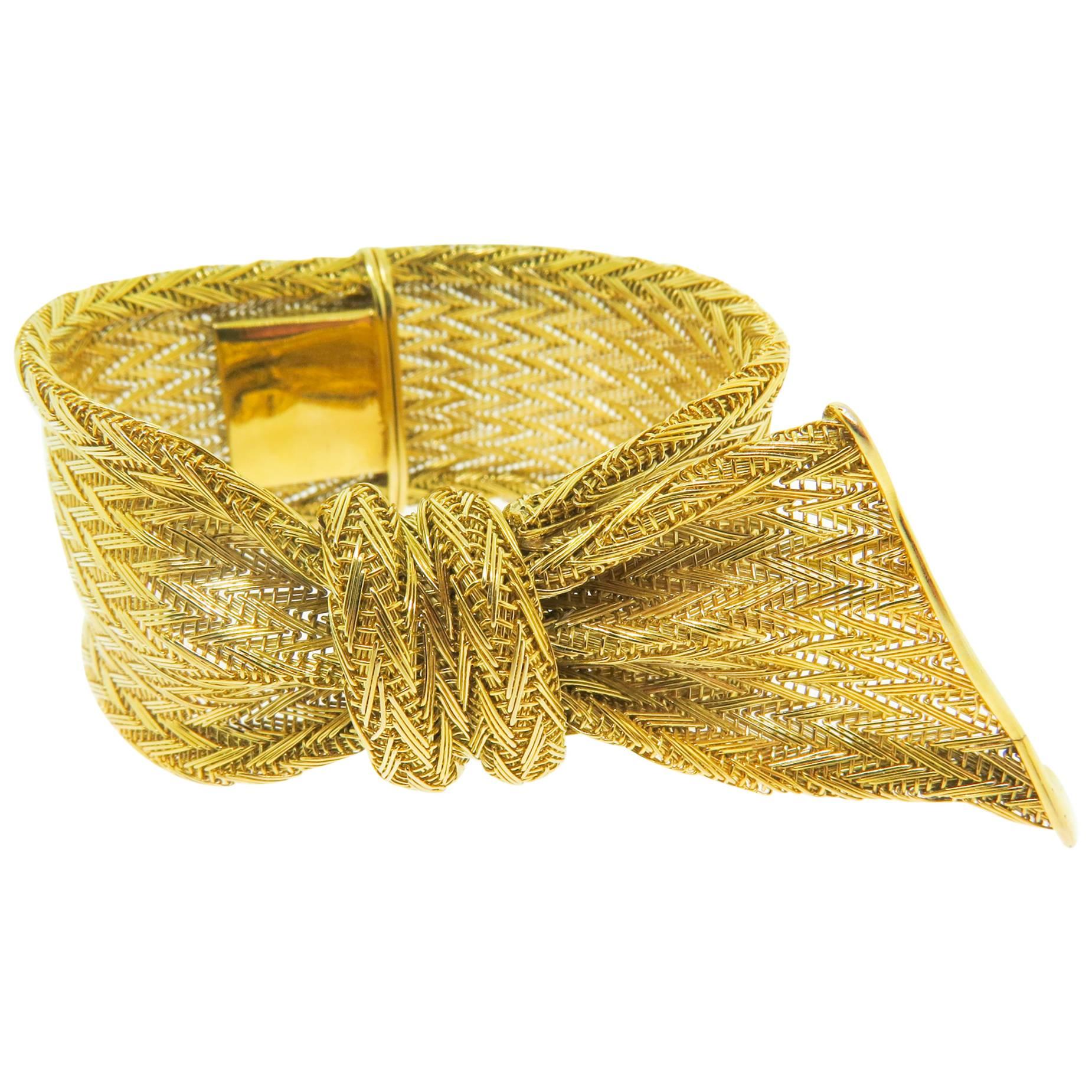 Unique Gold Mesh Ribbon Bracelet 