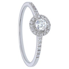 Bague de fiançailles Pradera en or blanc 18 carats avec halo de diamants