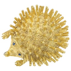  18k Gold and Sapphire  Hedgehog Brooch