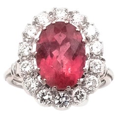 Anello a grappolo in oro bianco con rubelite da 5,7 carati e diamanti da 1,4 carati