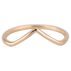 14K Massivgold Chevron Ring, 14K Massivgold dünner Ring, 14K Gold Stapelbarer V-Ring