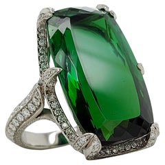 Magnifique bague en platine massif avec tourmaline de 45 carats et diamants