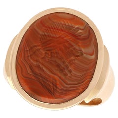 Anello antico a fascia in agata e oro giallo con intarsio