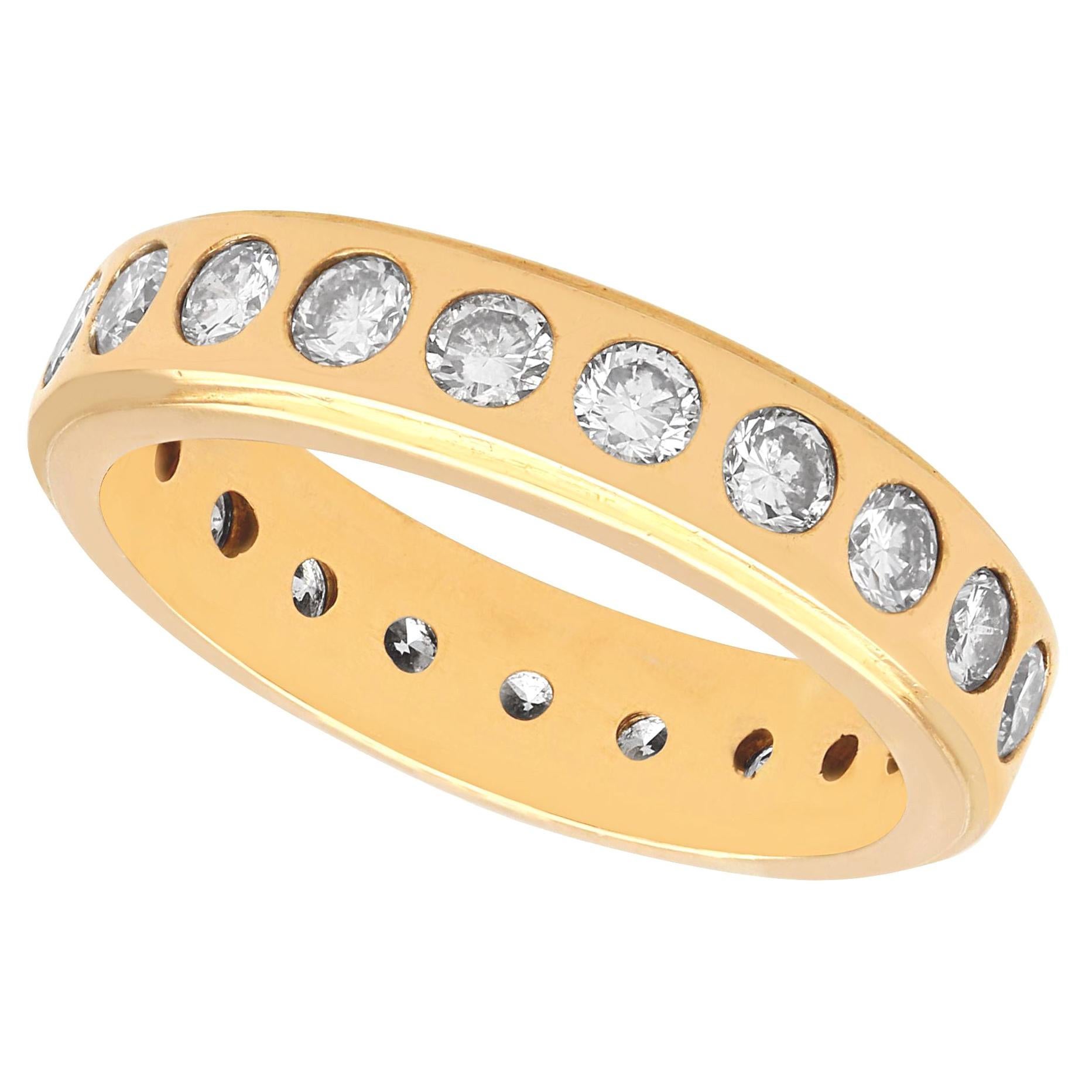 Vintage 1.76 carat Diamond and Yellow Gold Full Eternity Ring, circa 1960 For Sale