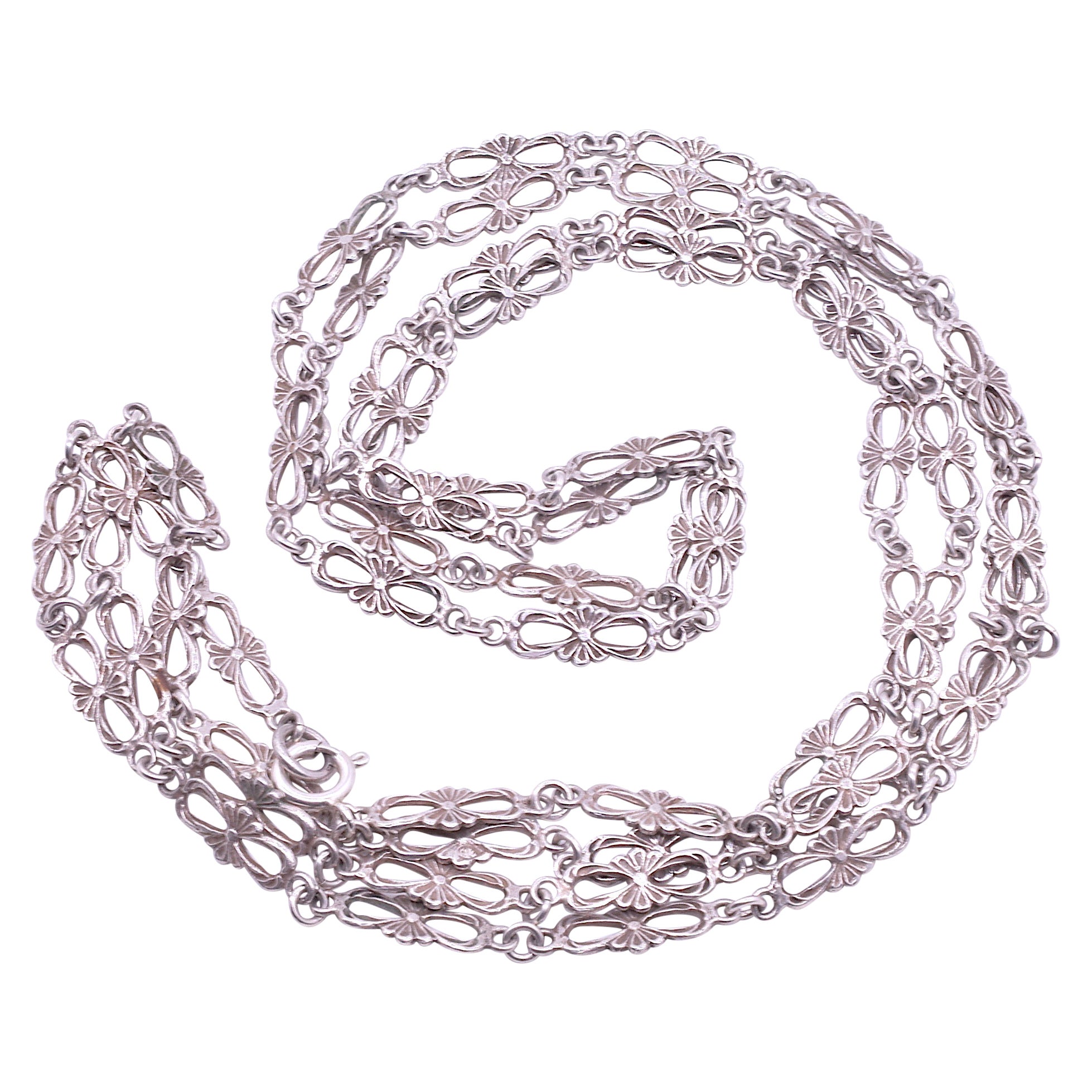 C1780 Georgian Sterling Muff Chain Made Up of Bow Links For Sale