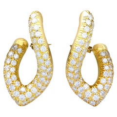 French Vintage 3.40 Carat Diamond and Yellow Gold Drop Earrings