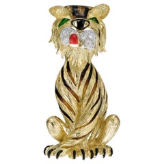 Hammerman Brothers Broche tigre en or jaune avec émail et diamants de 0,24 carat