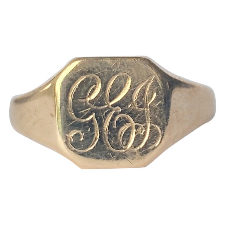 Art Deco 9 Carat Gold Signet Ring For Sale