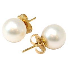 White South Sea Pearl Stud Earrings in 18 Karat Yellow Gold