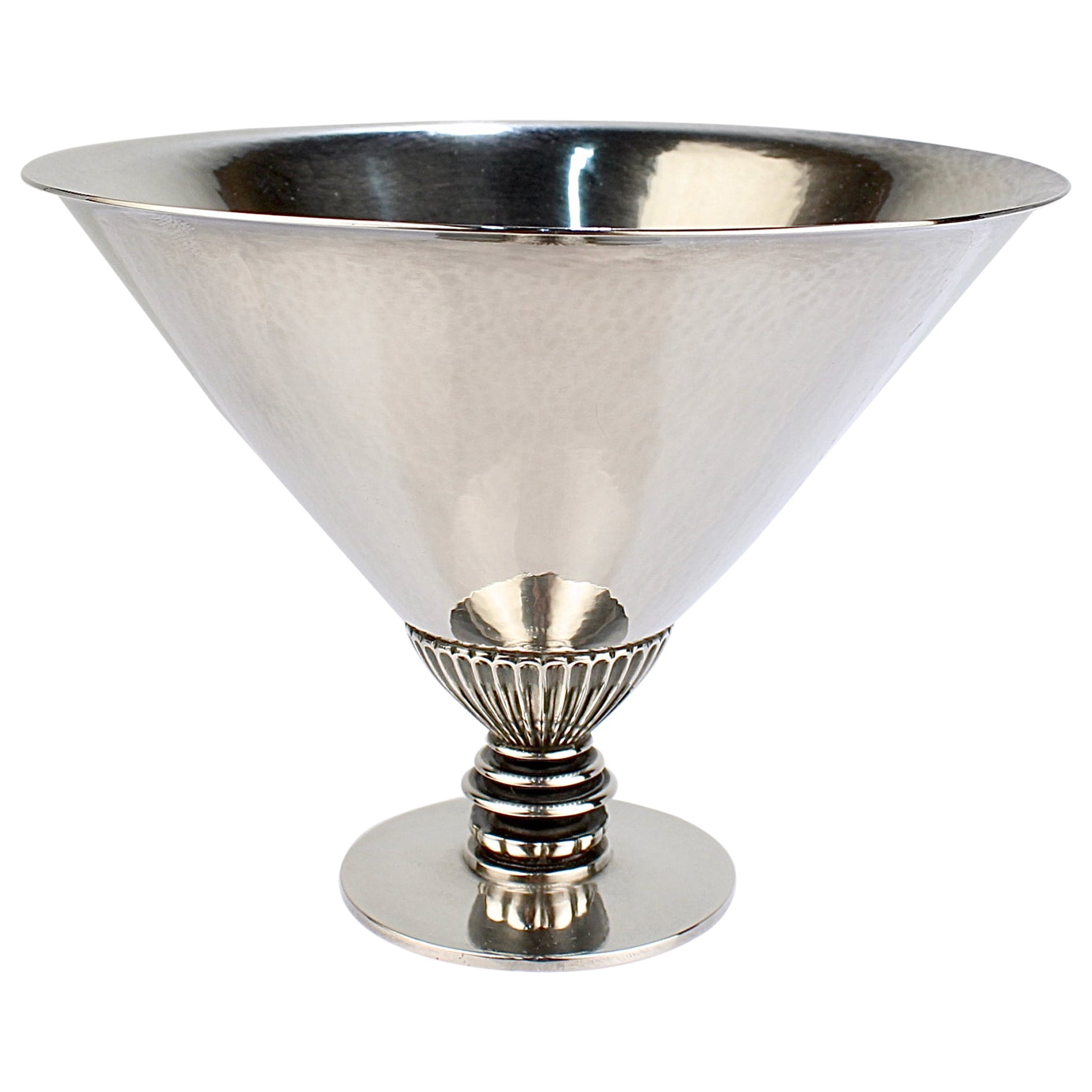 Georg Jensen Mid-Century Sterling Silver Triangular Footed Bowl Model No. 259 For Sale