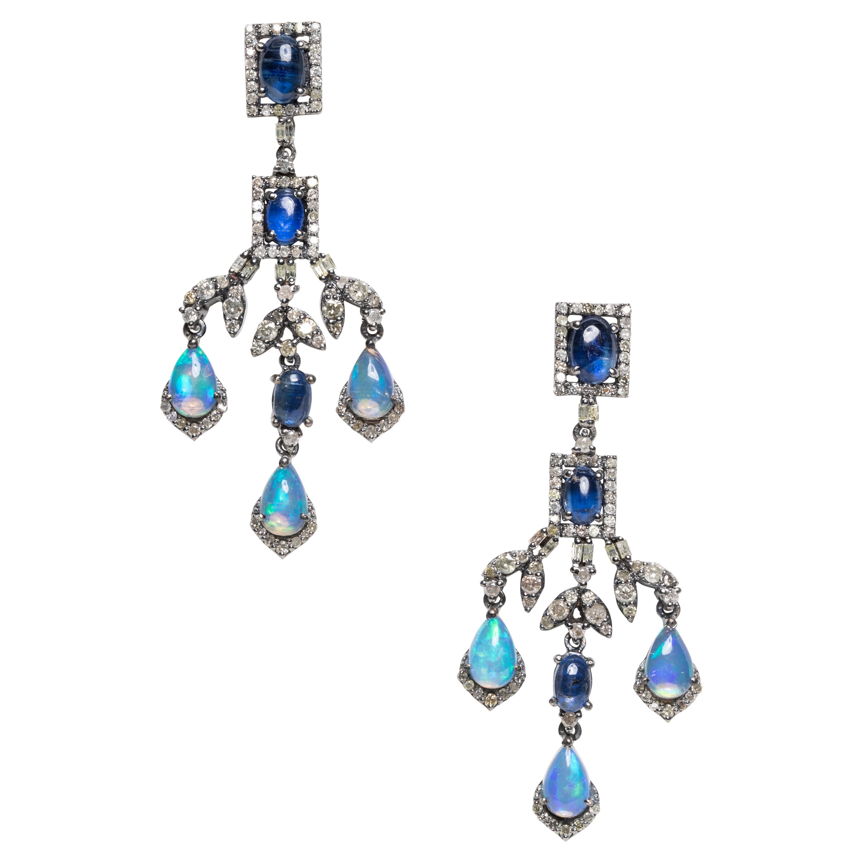 Pendants d'oreilles chandelier en Kyanite, diamants et opale
