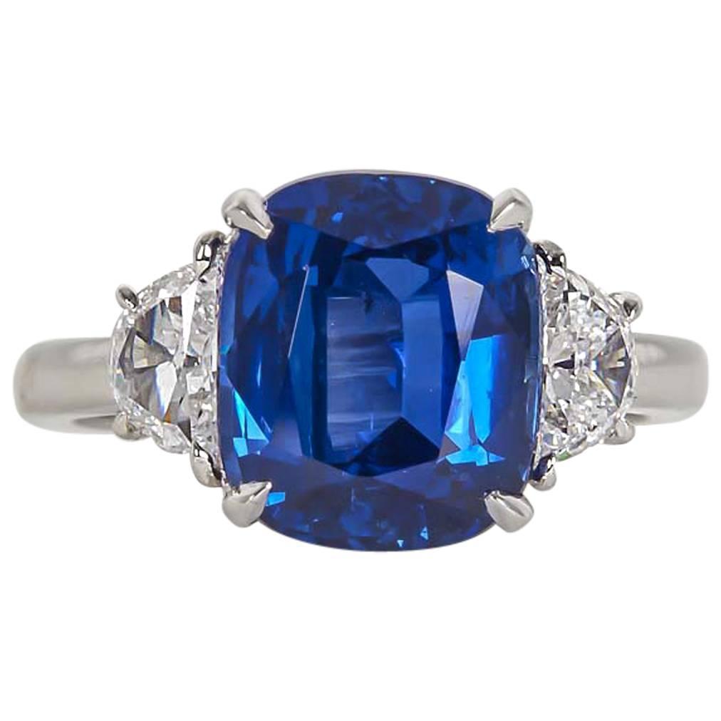 5 carat Vivid Blue Sapphire Diamond Platinum Ring For Sale at 1stdibs