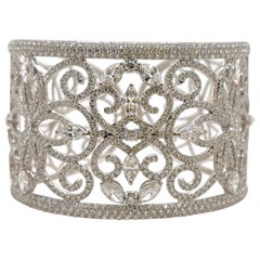 Bracelet manchette en or blanc 18 carats avec marquises et diamants en forme de filagree