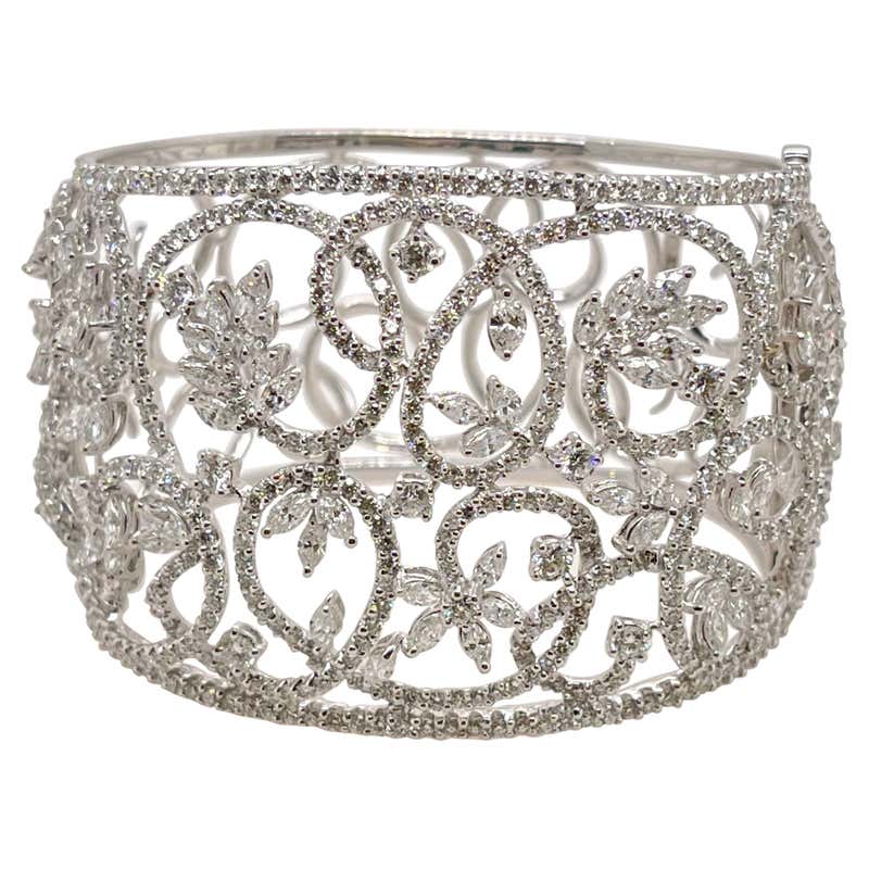 18kt White Gold Marquise and Diamond Floral Bangle For Sale at 1stDibs