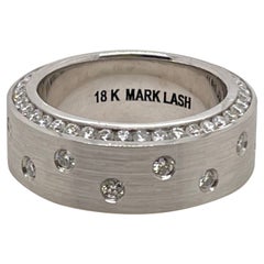 18kt White Gold Men's Round Diamond Band Ring