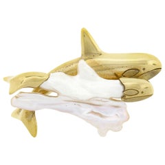 Vintage 18k Gold Unique Baroque Freshwater Pearl Orca Whale Pin Brooch Pendant