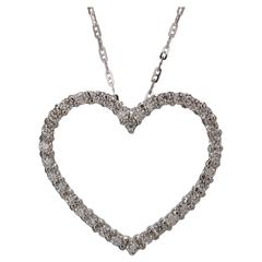 Heart Shaped Diamond Gold Pendant 10