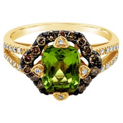 LeVian Ring Peridot Chocolate Diamonds Vanilla Diamonds 14K Honey Gold