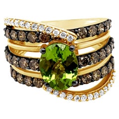 New LeVian Ring Peridot Chocolate Diamonds Vanilla Diamonds 14K Honey Gold