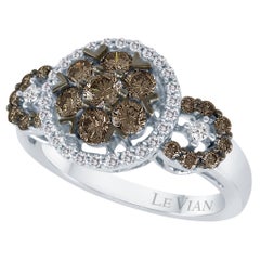 Magnifique et jolie bague LeVian en or blanc 14 carats avec diamants ronds brun chocolat