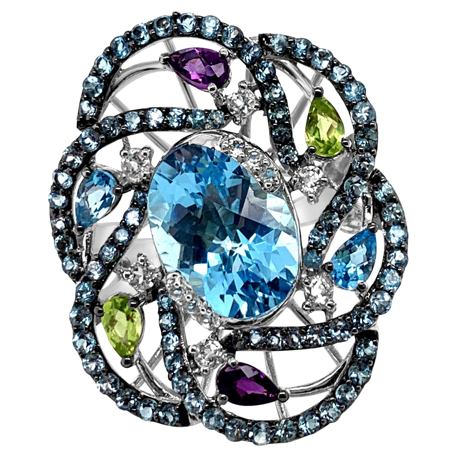Peridot Blue Topaz Inset Ring For Sale at 1stDibs