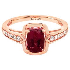 Anello LeVian in oro rosa 14K con gemma rubellite, diamante rotondo, cocktail classico e anello aureola