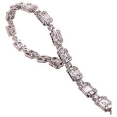 18k White Gold Emerald Cut Style Diamond Tennis Bracelet